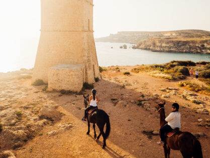 Malta a cavallo, quando il team building diventa avventura